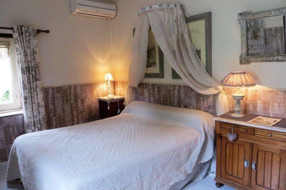 Eynesse Aux Trois Fontaines B&B 외부 사진