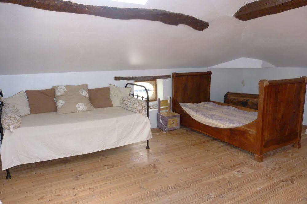 Eynesse Aux Trois Fontaines B&B 외부 사진