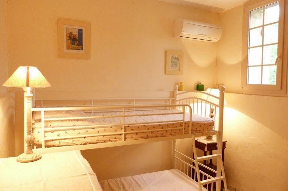 Eynesse Aux Trois Fontaines B&B 외부 사진